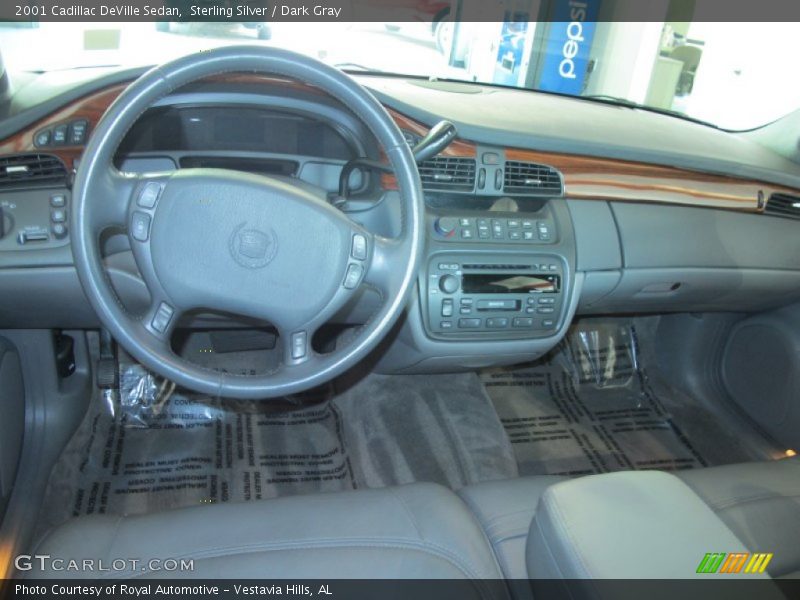 Sterling Silver / Dark Gray 2001 Cadillac DeVille Sedan