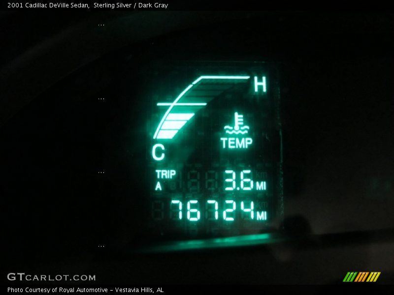 Sterling Silver / Dark Gray 2001 Cadillac DeVille Sedan