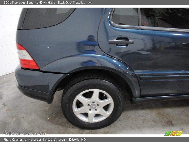 Black Opal Metallic / Java 2001 Mercedes-Benz ML 430 4Matic