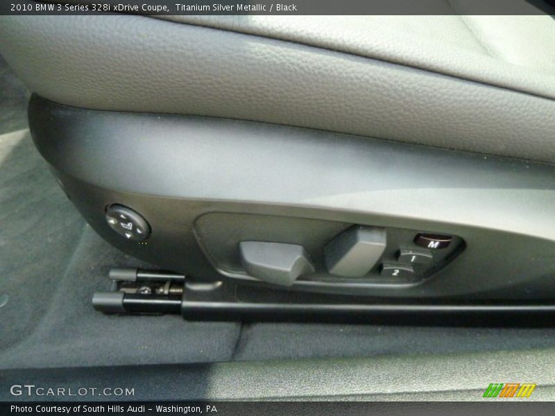 Controls of 2010 3 Series 328i xDrive Coupe