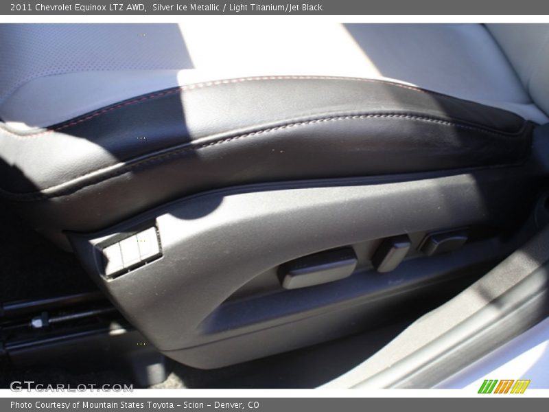 Silver Ice Metallic / Light Titanium/Jet Black 2011 Chevrolet Equinox LTZ AWD