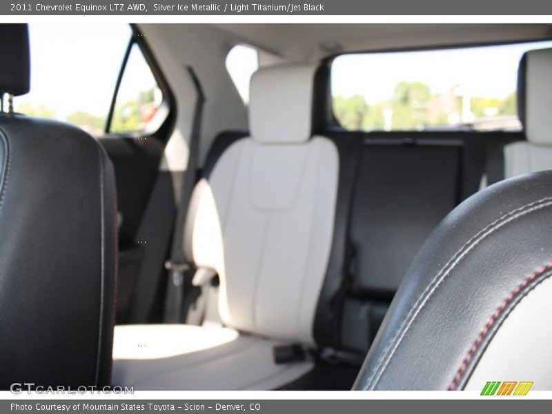 Silver Ice Metallic / Light Titanium/Jet Black 2011 Chevrolet Equinox LTZ AWD