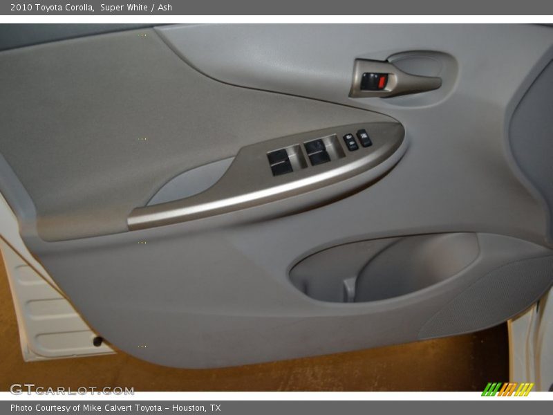 Super White / Ash 2010 Toyota Corolla