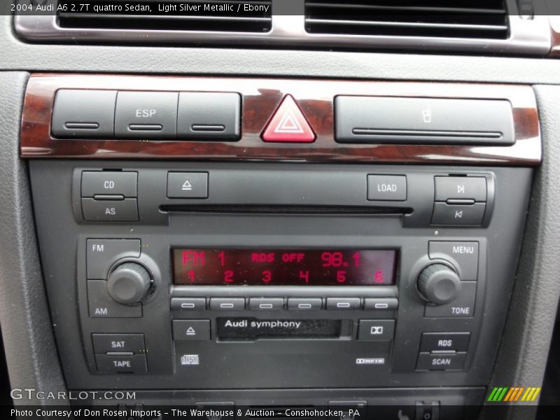 Controls of 2004 A6 2.7T quattro Sedan