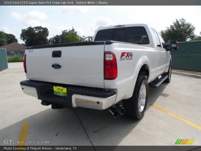 Oxford White / Ebony 2010 Ford F250 Super Duty FX4 Crew Cab 4x4