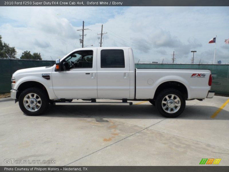 Oxford White / Ebony 2010 Ford F250 Super Duty FX4 Crew Cab 4x4