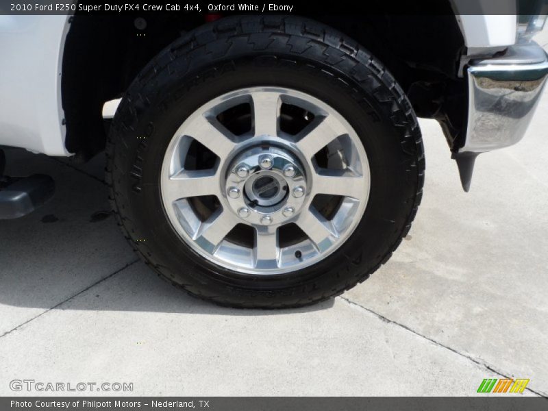 Oxford White / Ebony 2010 Ford F250 Super Duty FX4 Crew Cab 4x4