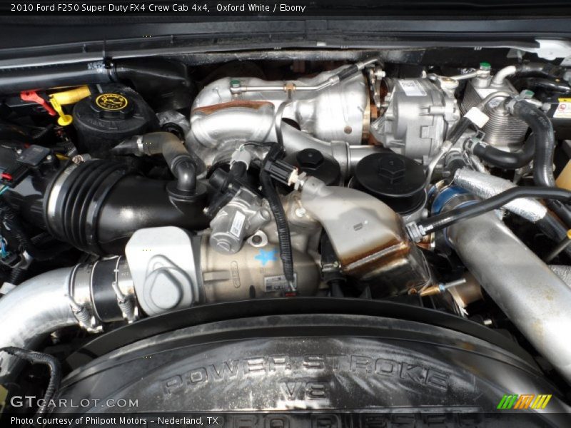 Oxford White / Ebony 2010 Ford F250 Super Duty FX4 Crew Cab 4x4