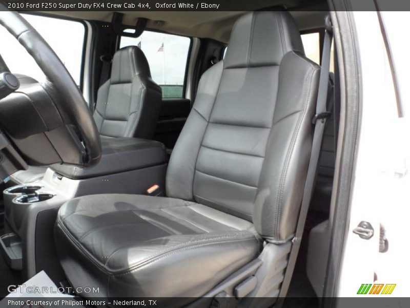 Oxford White / Ebony 2010 Ford F250 Super Duty FX4 Crew Cab 4x4