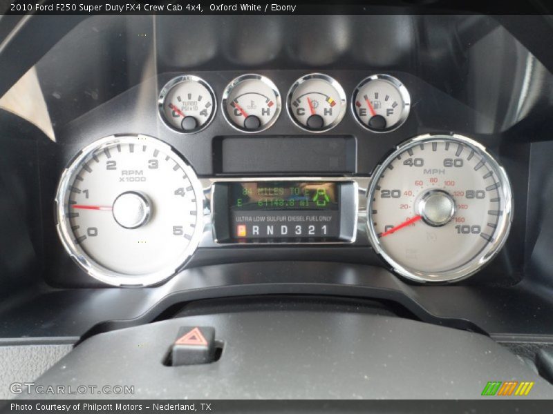 Oxford White / Ebony 2010 Ford F250 Super Duty FX4 Crew Cab 4x4