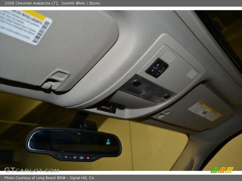 Summit White / Ebony 2008 Chevrolet Avalanche LTZ