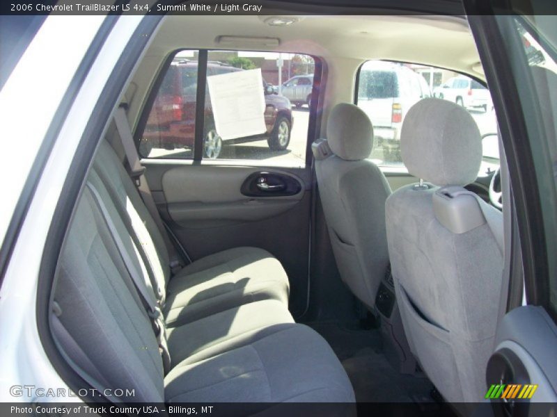 Summit White / Light Gray 2006 Chevrolet TrailBlazer LS 4x4