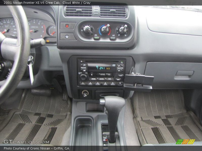 Cloud White / Gray 2001 Nissan Frontier XE V6 Crew Cab