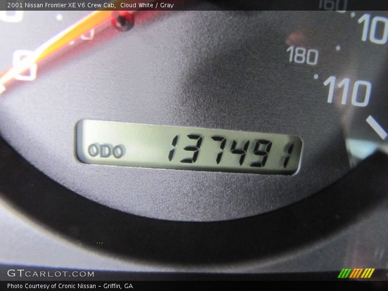 Cloud White / Gray 2001 Nissan Frontier XE V6 Crew Cab