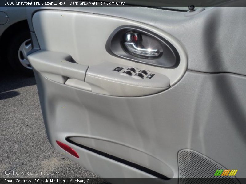 Dark Gray Metallic / Light Gray 2006 Chevrolet TrailBlazer LS 4x4