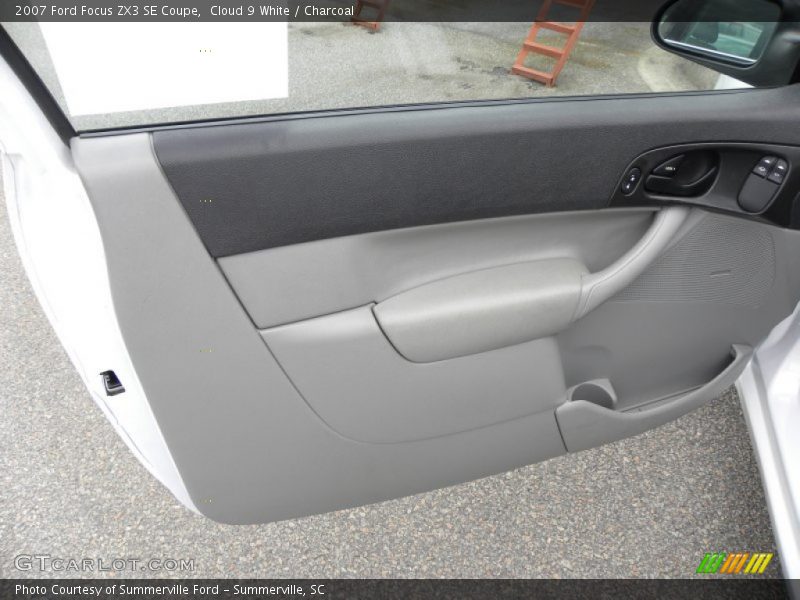 Cloud 9 White / Charcoal 2007 Ford Focus ZX3 SE Coupe