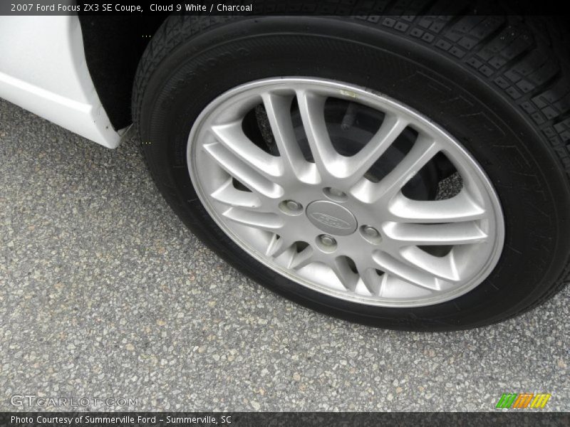 Cloud 9 White / Charcoal 2007 Ford Focus ZX3 SE Coupe