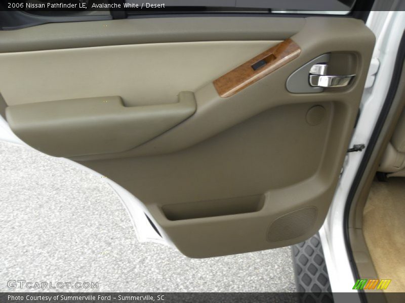Avalanche White / Desert 2006 Nissan Pathfinder LE