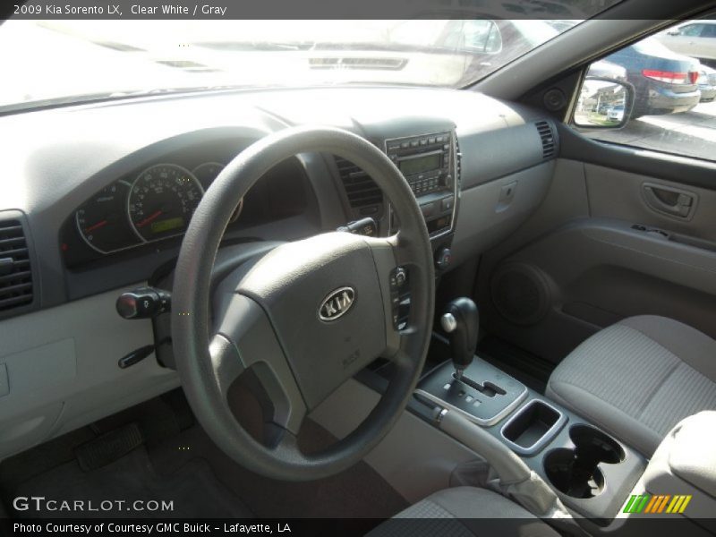 Clear White / Gray 2009 Kia Sorento LX