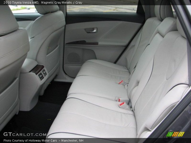 Magnetic Gray Metallic / Gray 2010 Toyota Venza AWD