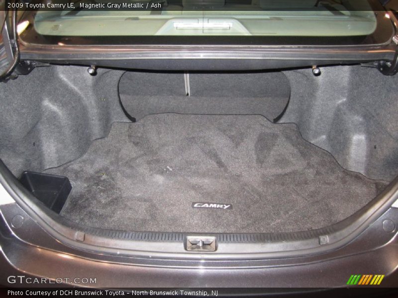 Magnetic Gray Metallic / Ash 2009 Toyota Camry LE