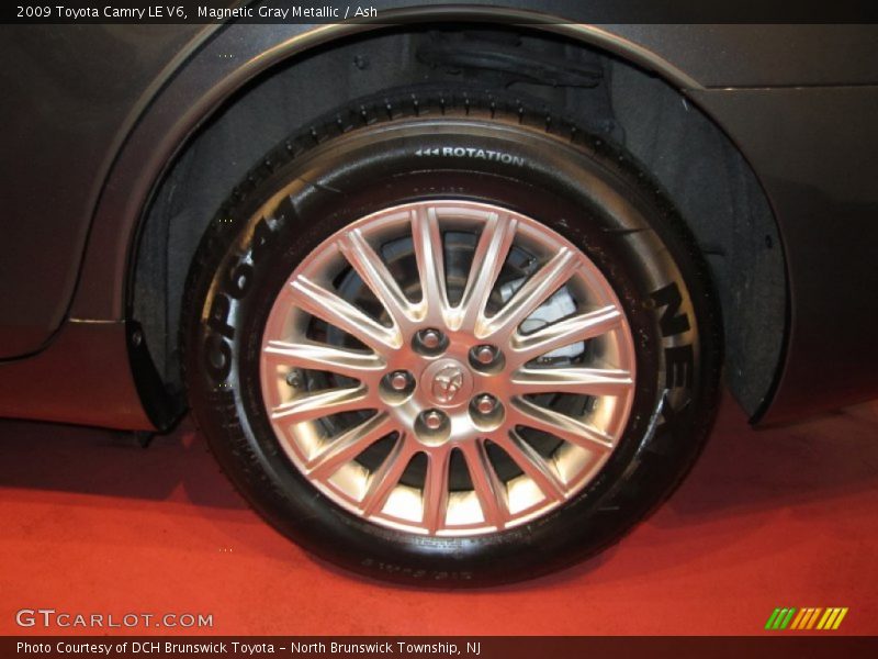 Magnetic Gray Metallic / Ash 2009 Toyota Camry LE V6