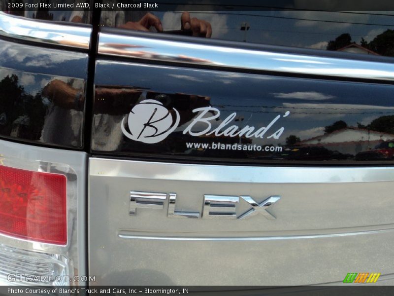 Black / Charcoal Black 2009 Ford Flex Limited AWD