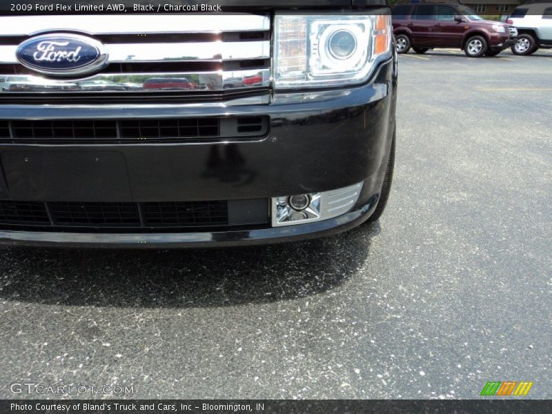 Black / Charcoal Black 2009 Ford Flex Limited AWD