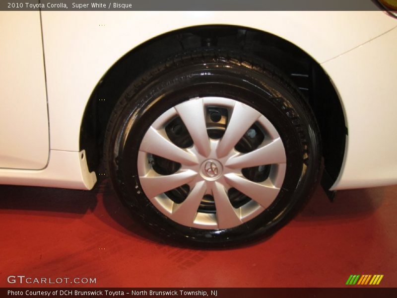 Super White / Bisque 2010 Toyota Corolla