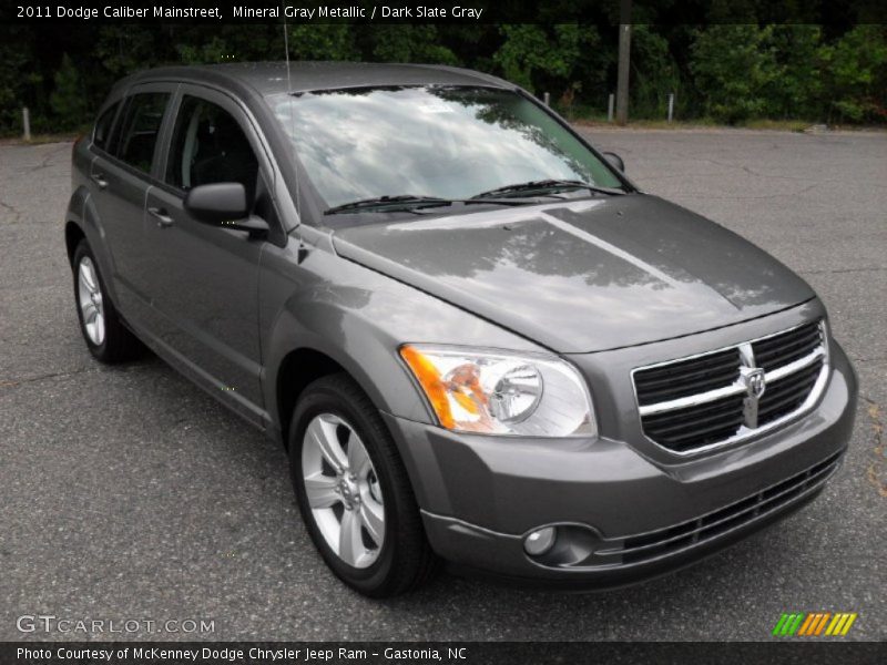 Mineral Gray Metallic / Dark Slate Gray 2011 Dodge Caliber Mainstreet