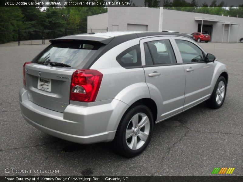 Bright Silver Metallic / Dark Slate Gray 2011 Dodge Caliber Mainstreet