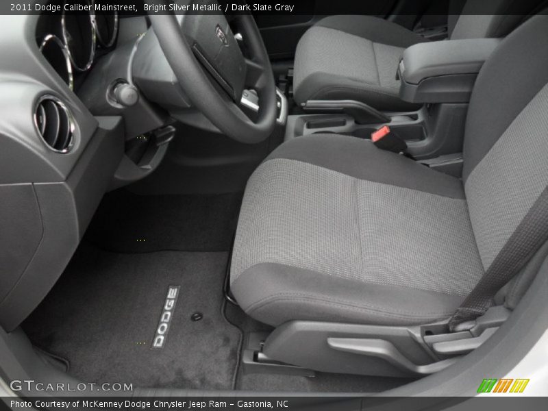 Bright Silver Metallic / Dark Slate Gray 2011 Dodge Caliber Mainstreet