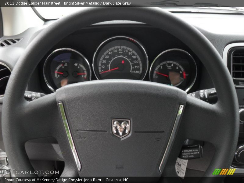 Bright Silver Metallic / Dark Slate Gray 2011 Dodge Caliber Mainstreet