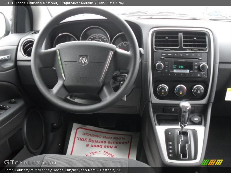 Bright Silver Metallic / Dark Slate Gray 2011 Dodge Caliber Mainstreet