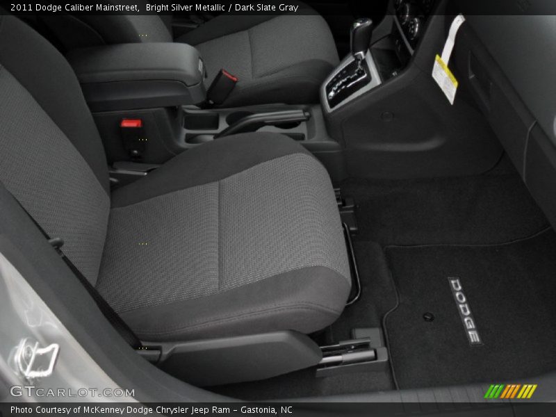 Bright Silver Metallic / Dark Slate Gray 2011 Dodge Caliber Mainstreet