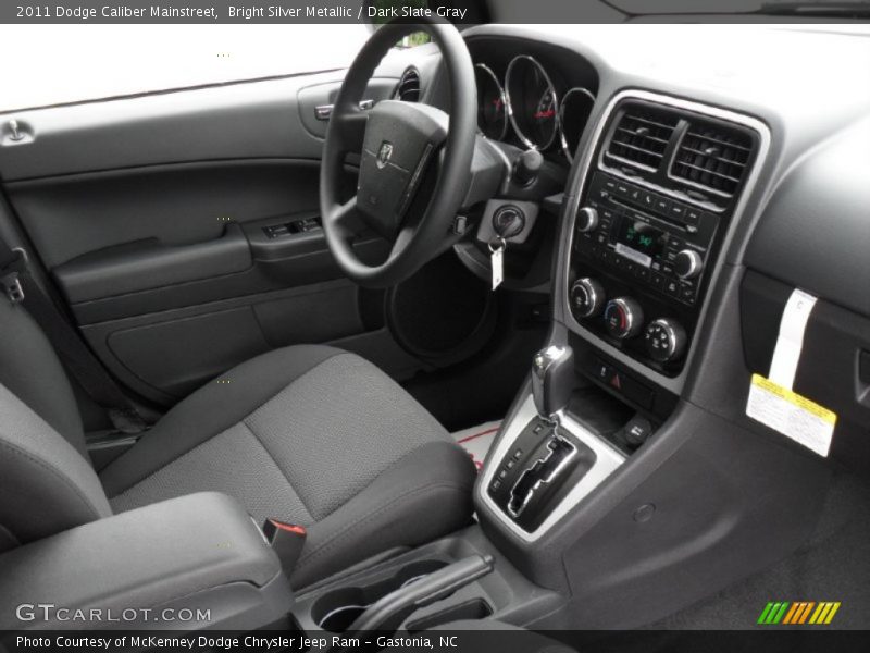 Bright Silver Metallic / Dark Slate Gray 2011 Dodge Caliber Mainstreet