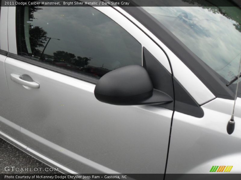 Bright Silver Metallic / Dark Slate Gray 2011 Dodge Caliber Mainstreet