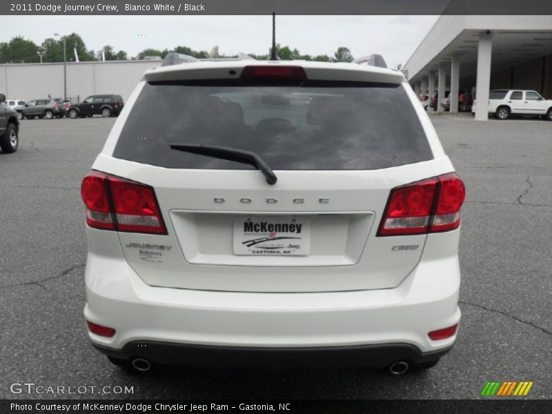Bianco White / Black 2011 Dodge Journey Crew