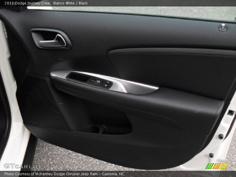 Bianco White / Black 2011 Dodge Journey Crew