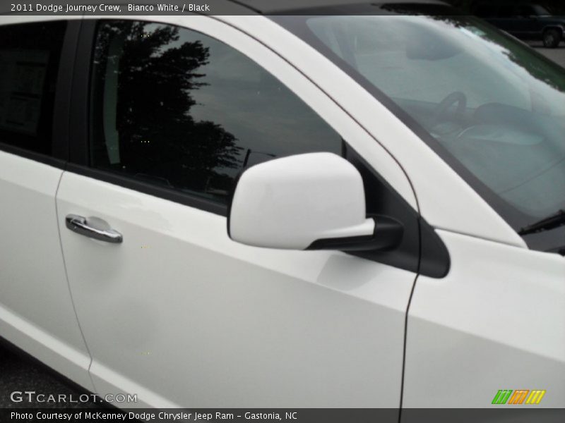 Bianco White / Black 2011 Dodge Journey Crew