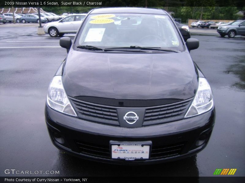 Super Black / Charcoal 2009 Nissan Versa 1.6 Sedan
