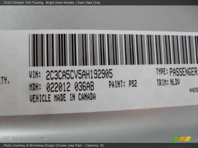 Bright Silver Metallic / Dark Slate Gray 2010 Chrysler 300 Touring
