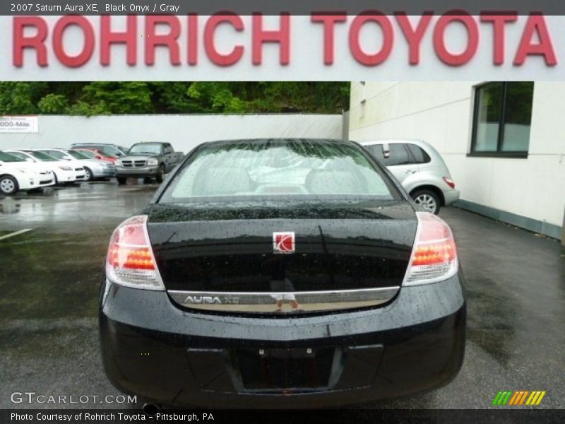 Black Onyx / Gray 2007 Saturn Aura XE