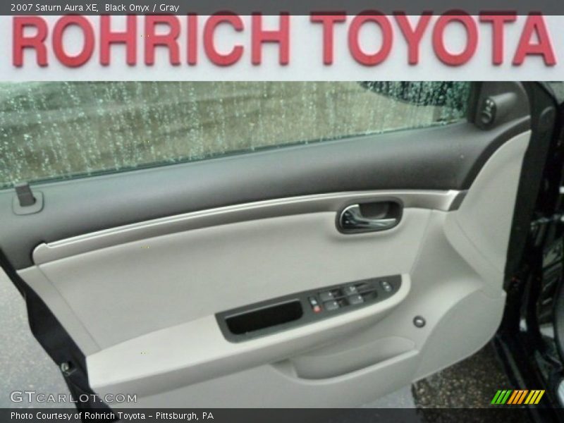 Black Onyx / Gray 2007 Saturn Aura XE