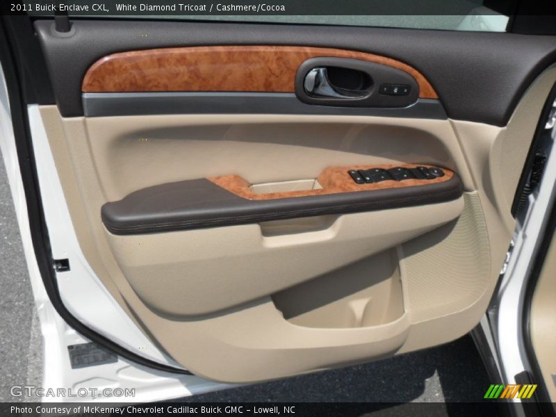 White Diamond Tricoat / Cashmere/Cocoa 2011 Buick Enclave CXL