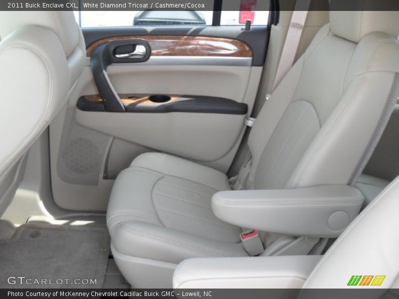 White Diamond Tricoat / Cashmere/Cocoa 2011 Buick Enclave CXL