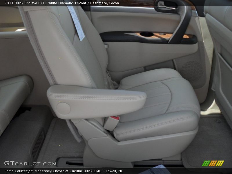 White Diamond Tricoat / Cashmere/Cocoa 2011 Buick Enclave CXL
