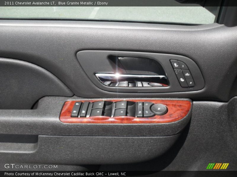 Controls of 2011 Avalanche LT