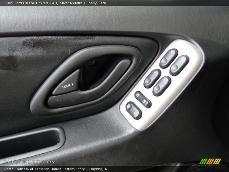 Silver Metallic / Ebony Black 2005 Ford Escape Limited 4WD