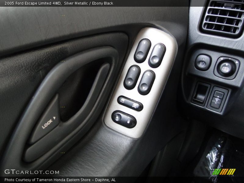 Controls of 2005 Escape Limited 4WD